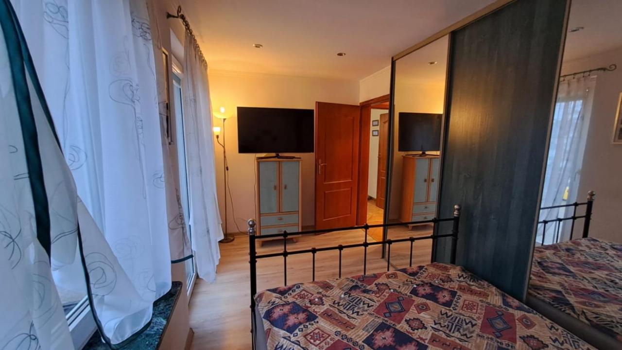 Dziwnow Apartament 200M Od Plazy Экстерьер фото